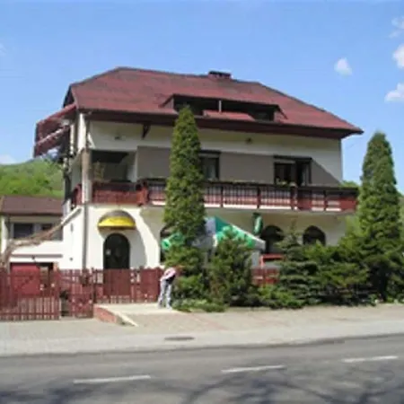 Agroturystyka Skarpa * Czernichow (Zywiec)